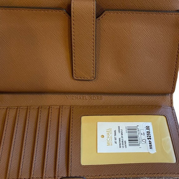 Michael Kors Jet Set Double Zip Brown Wallet NWT - Picture 12 of 13